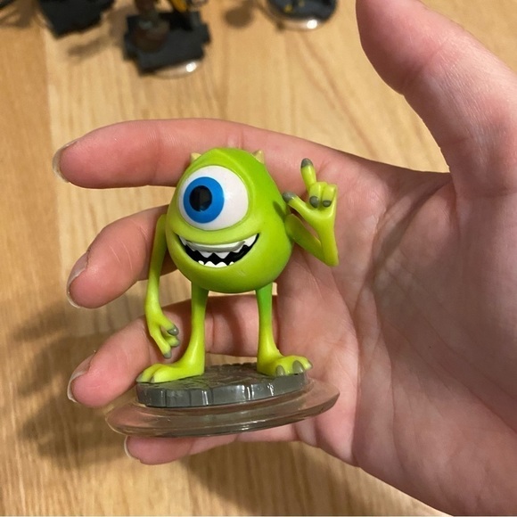 Disney Infinity Figures Set Some 2.0 W/ Base Woody Jessie Sully Merida Mike - Picture 6 of 16